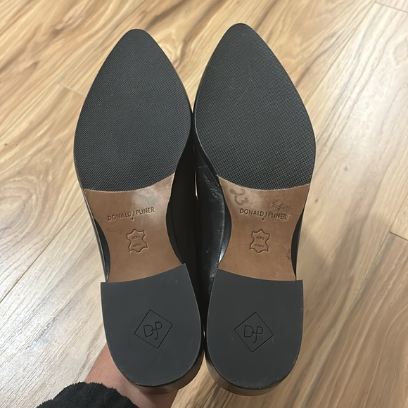 NWOB Donald J Pliner Mules with Calf Hair Sz 10 - Picture 2 of 4